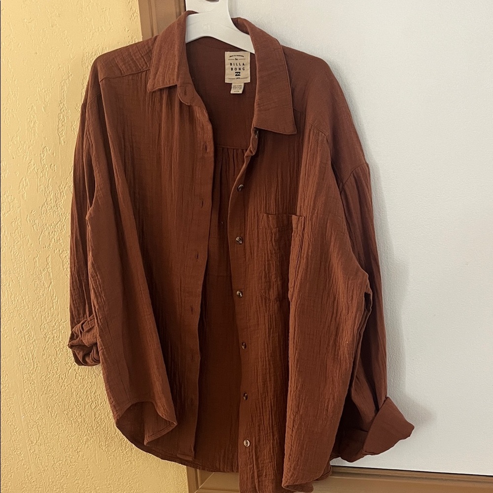 Billabong light button up
